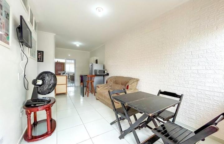 Kitnete Em Itanhaem - Sp. Villa ภายนอก รูปภาพ